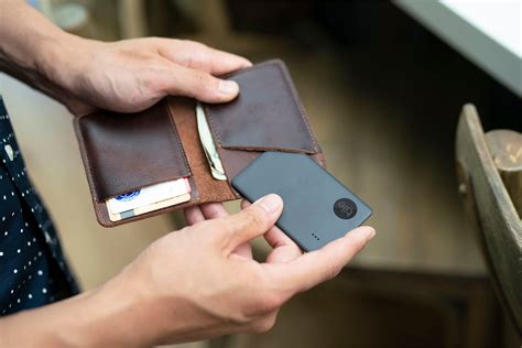 tile slim wallet finder